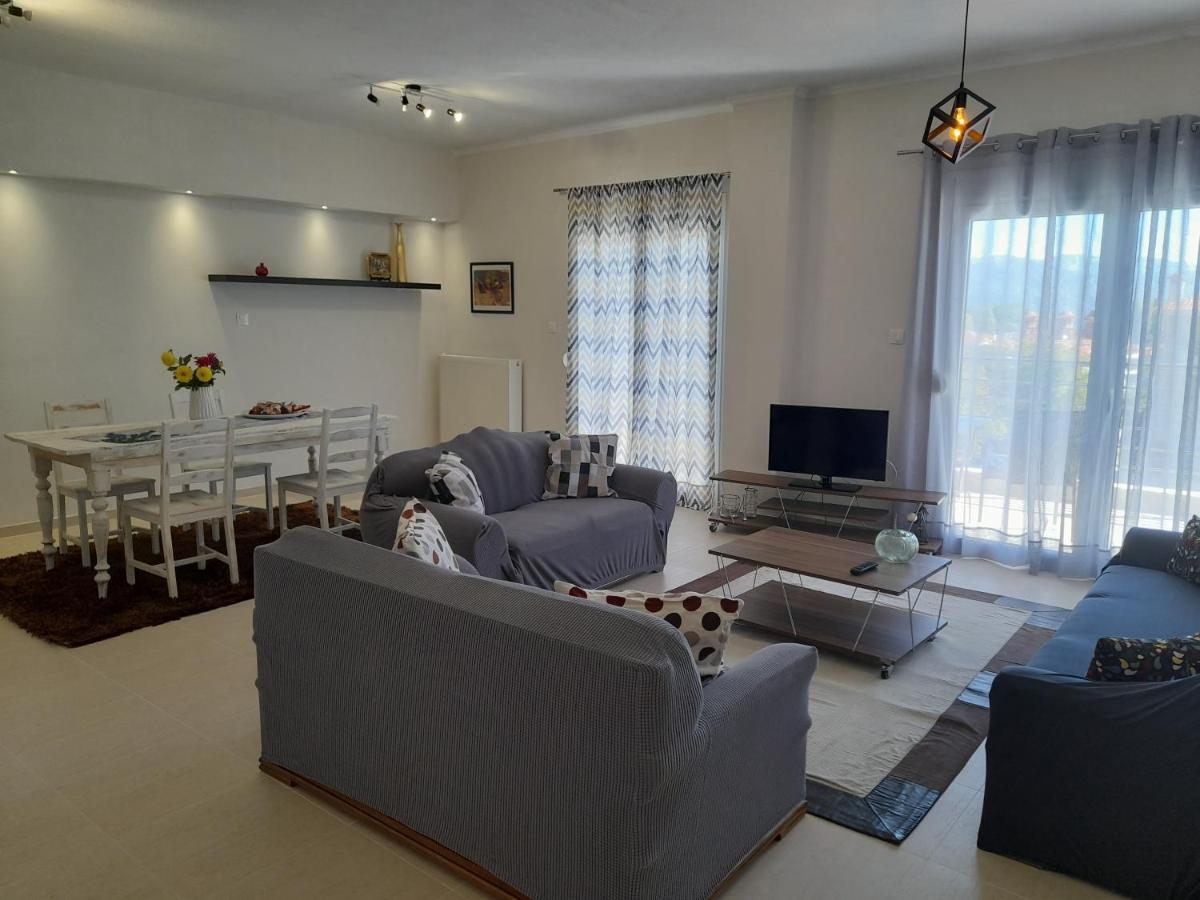 Chloi House Apartment Kastoria Bagian luar foto