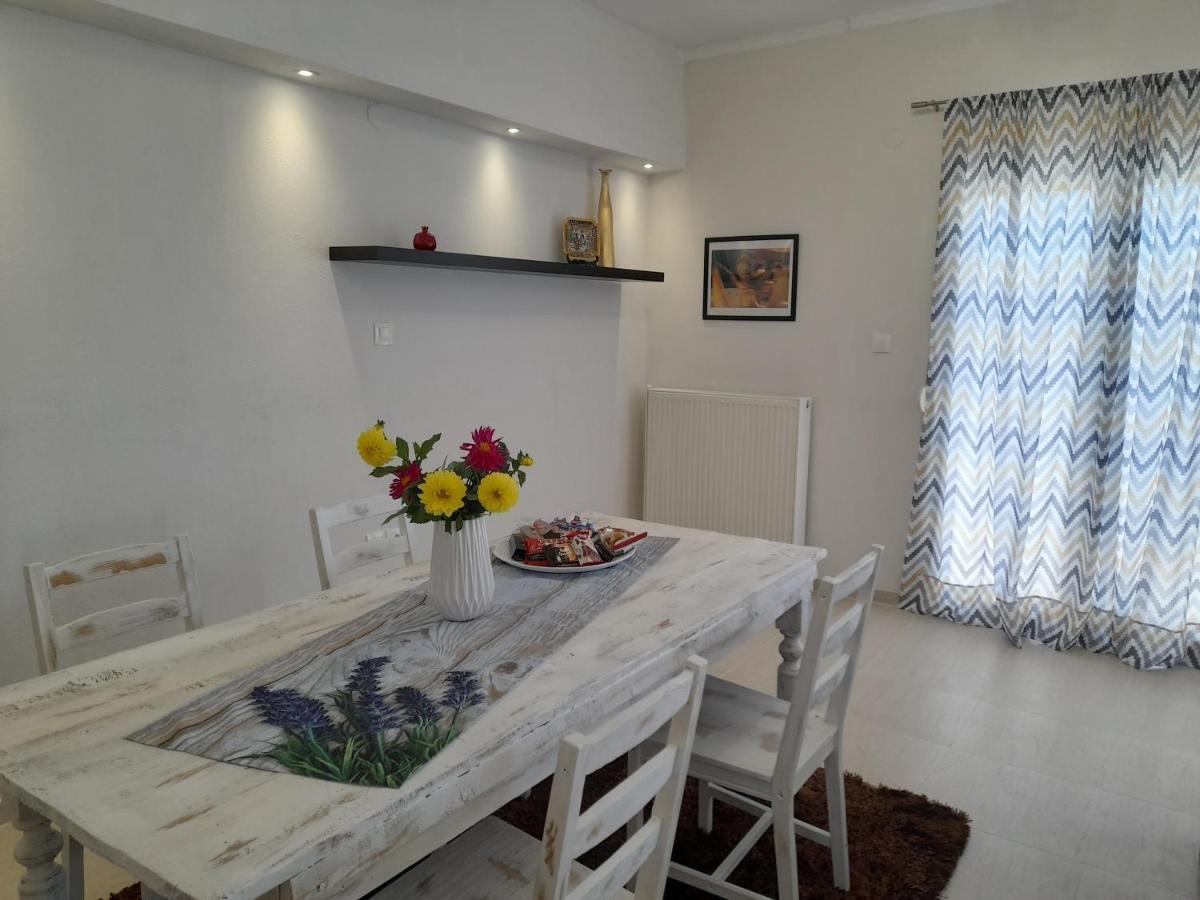 Chloi House Apartment Kastoria Bagian luar foto
